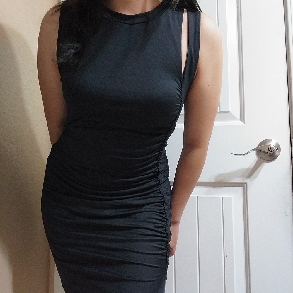 Forever 21 Black Ruched Midi Dress